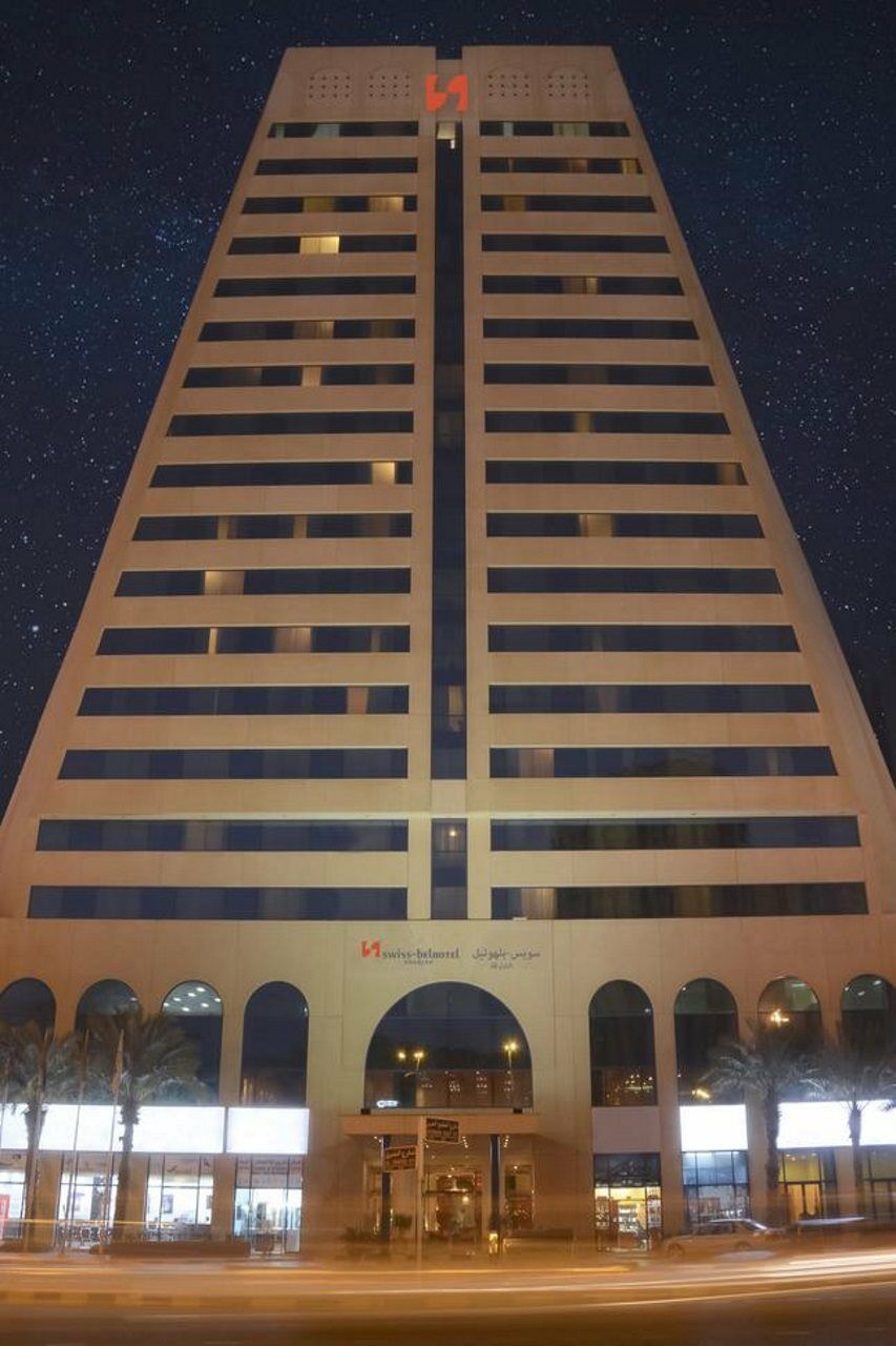 Swiss-Belhotel Sardzsa Kültér fotó