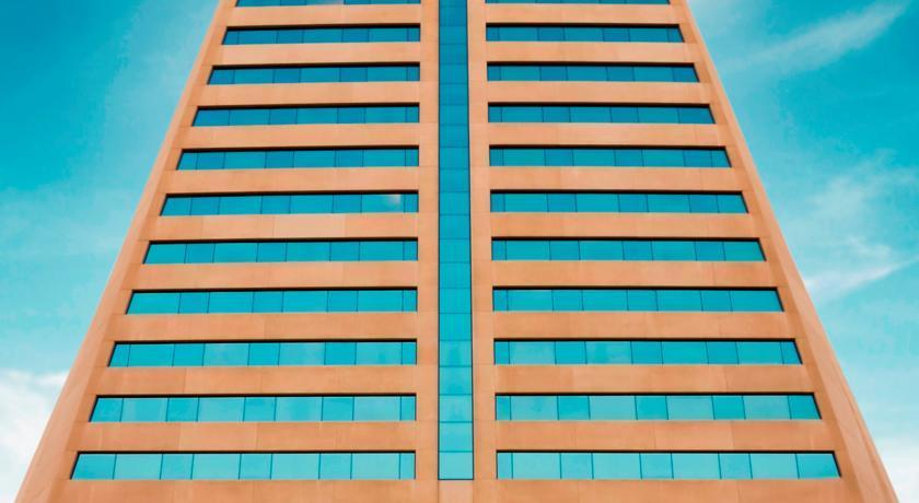 Swiss-Belhotel Sardzsa Kültér fotó